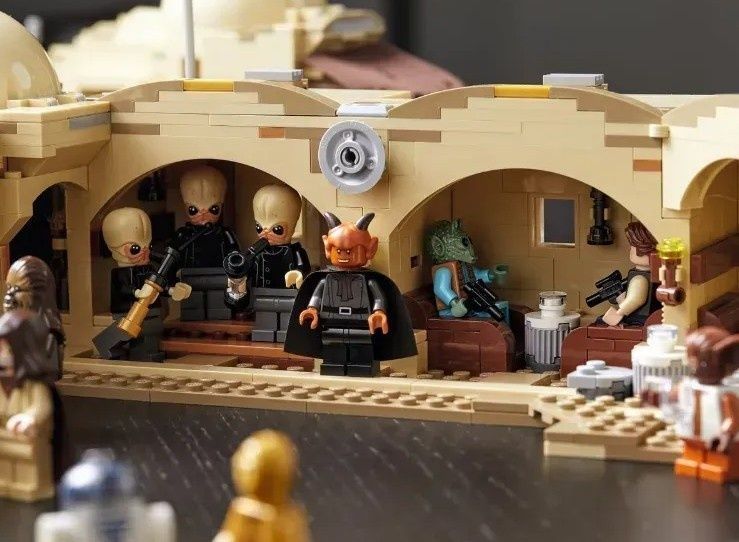 Конструктор Звездные войны "Бар Мос-Эйсли 75290", 3187 деталей, Star Wars