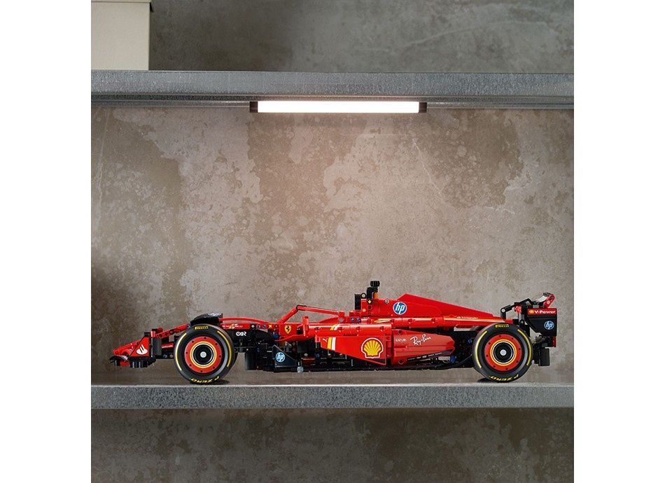 Конструктор гоночный болид Technic Автомобіль F1 Ferrari SF-24 (42207), 1361 деталь